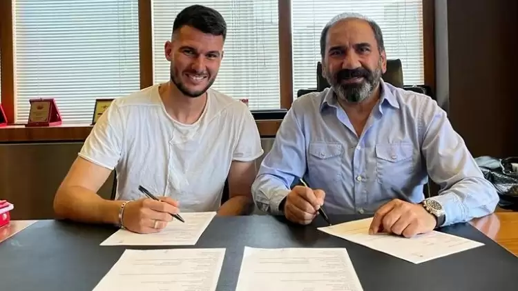 Sivasspor, Robin Yalçın'ı Transfer Etti