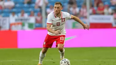 Rus kulübüyle anlaştı, milli takımdan çıkarıldı