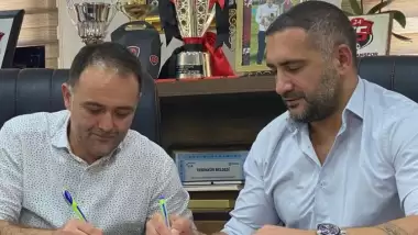 Ümit Karan yeni takımına imzayı attı