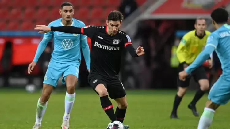 Frankfurt, Leverkusen'den forvet Lucas Alario'yu transfer etti