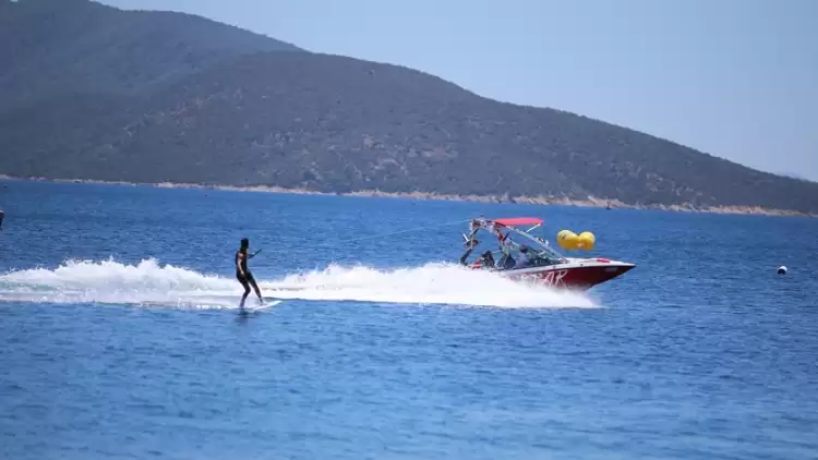 Türkiye Su Jeti ve Flyboard Şampiyonası Bodrum'da başladı