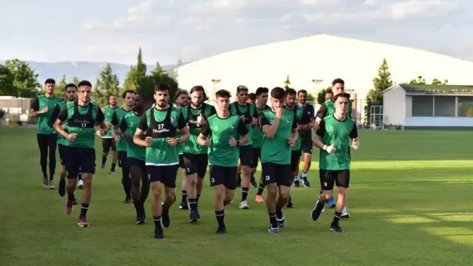 Denizlispor sezonu açtı, Ömer'den müjde geldi