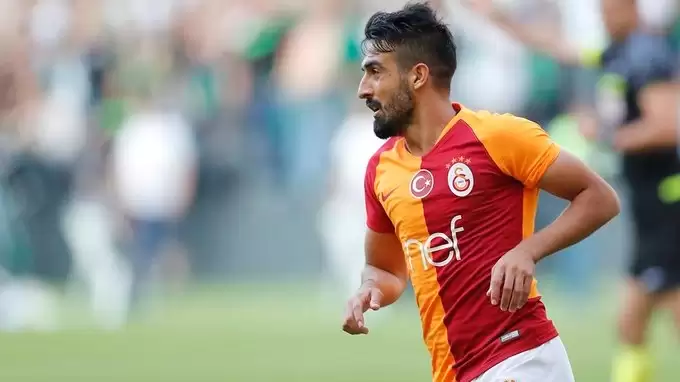 Muğdat Çelik, futbolu bıraktı