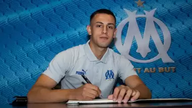 Bartuğ Elmaz sözleşme imzaladı!