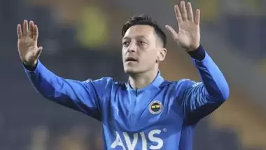 F.Bahçe'de Mesut Özil kararı belli oldu! Ali Koç'la görüşmüştü...