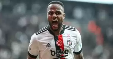 İşte Cyle Larin'in yeni takımı! Anlaşma sağlandı...
