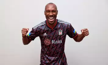 39'luk Atiba imzayı attı