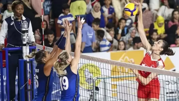 Kadın Milli Voleybol Takımı, İtalya'ya yenildi ve gümüş madalya aldı!