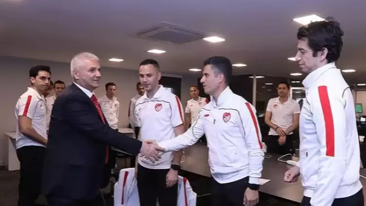 Maçlarda İki Gözlemci! Riva'da Kapalı Oda...