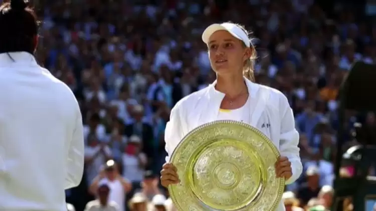 Wimbledon'ın kadın şampiyon Elena Rybakina oldu