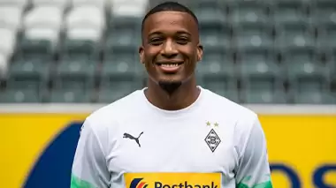 Fenerbahçe, Fransız forvet ile ilgileniyor