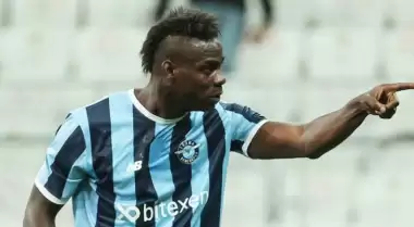 Başkan transfer görüşmesini açıkladı! İşte Balotelli'nin yeni takımı...