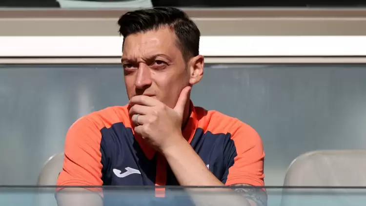 Başakşehir'in Yeni Transferi Mesut Özil, Konyaspor Maçında Kulübede!