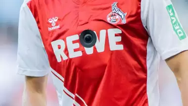 9 yıl sonra ikinci kamera denemesi, bu kez futbolcuya!