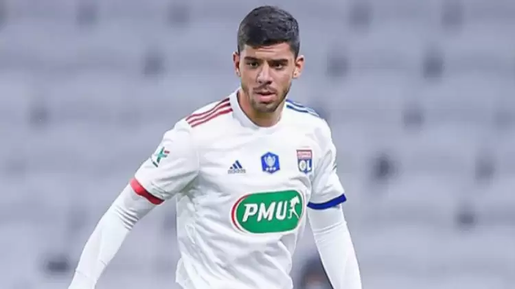 Lyon milli futbolcu Cenk Özkaçar ile yollarını ayırabilir