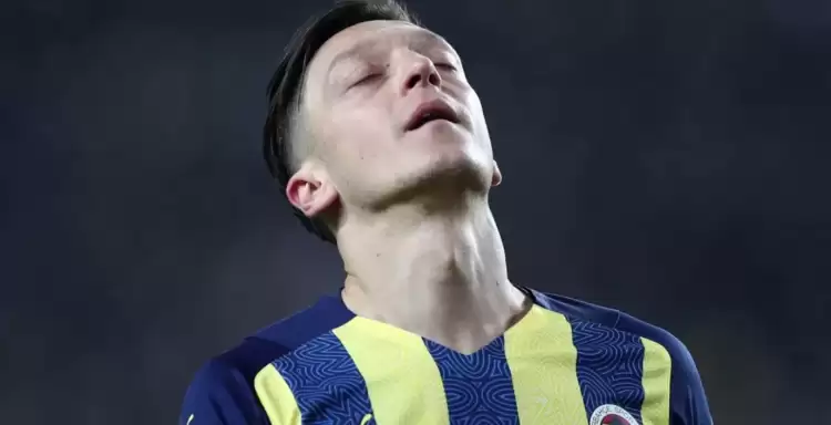 Mesut Özil'in rüyası niye kabusa döndü?