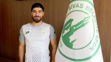 Sivas Belediyespor, Furkan Sağman’ın sözleşmesini uzattı