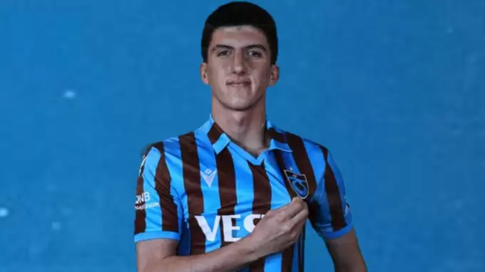 Trabzonspor'dan o futbolcuya karşılık, para ve Taha Altıkardeş'i istediler