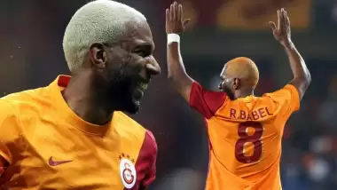 Ryan Babel İstanbul ekibiyle anlaştı 