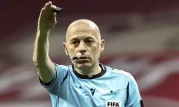 Cüneyt Çakır, MHK kampından ayrıldı! Türkiye kariyerini noktalıyor mu? 