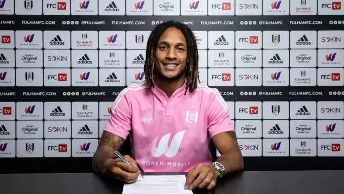 Fulham İsviçreli Mbabu ile anlaştı