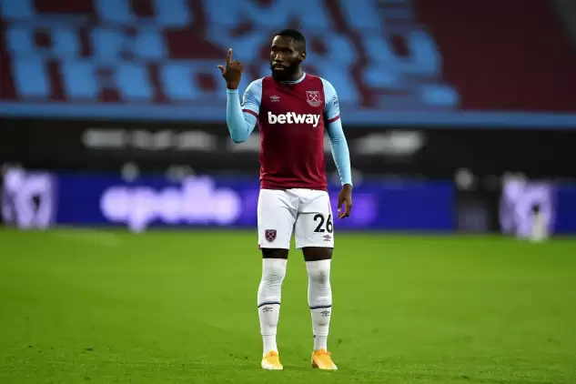 Beşiktaş, Premier Lig'den Arthur Masuaku'yu Transfer Etmek İstiyor