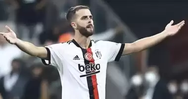 Son şampiyon Miralem Pjanic'i istiyor