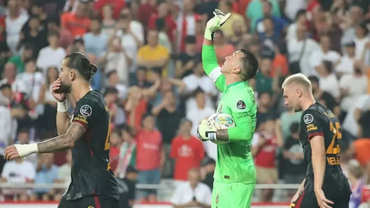 Fernando Muslera Galatasaray'ı kurtardı 