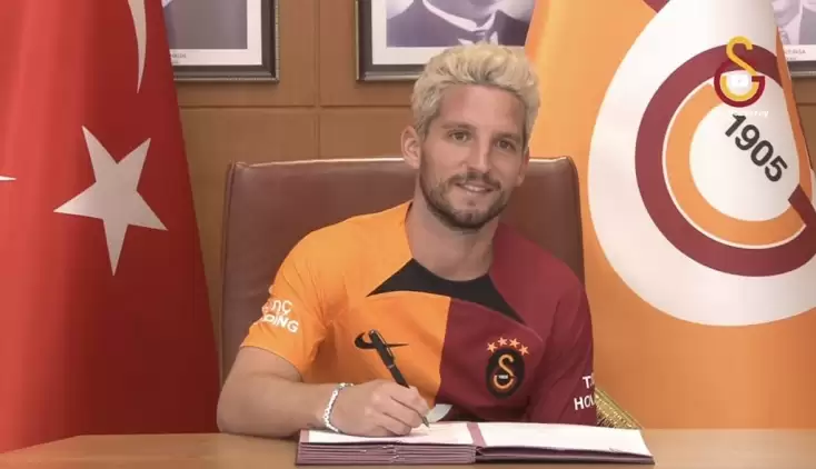 Galatasaray, Dries Mertens transferini resmen açıkladı! İşte KAP bildirimi