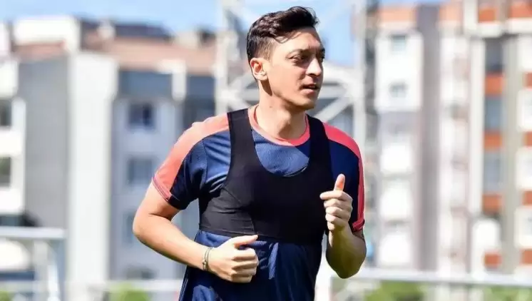 Mesut Özil, Başakşehir'in Rezerv takımında forma giydi!