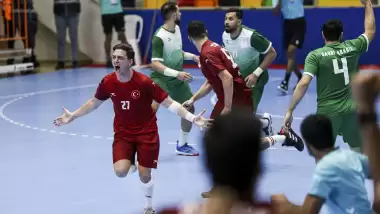 Hentbolda çifte final!