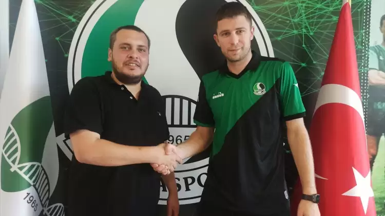 Sakaryaspor Forvet Oyuncusu Artem Kravets'i Transfer Etti