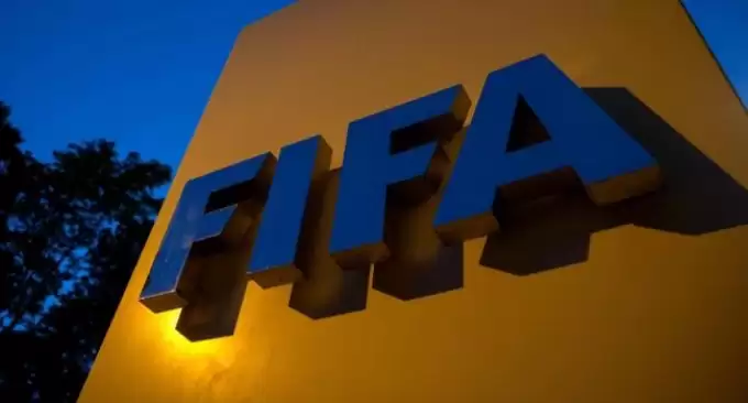 FIFA, Hindistan'ın üyeliğini askıya aldı