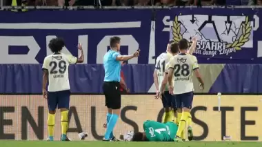 Austria Wien Altay Bayındır'dan özür diledi