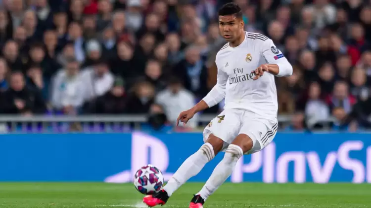 Real Madridli Casemiro Manchester United'a transfer oldu