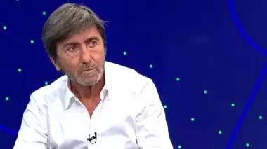 Dilmen: "Ali Koç ilk kez böyle bir takım yarattı"