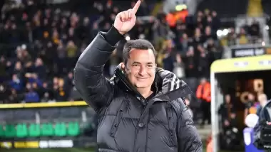 Acun Ilıcalı'dan eski Galatasaraylı yıldıza kanca!
