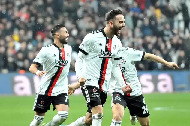 Beşiktaş, Kenan Karaman ile yollarını ayırdı 