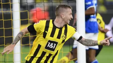 Kaptan Reus gemisini kurtardı! 