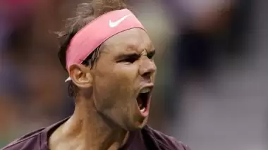 Swiatek ve Nadal, ABD Açık'ta tur atladı