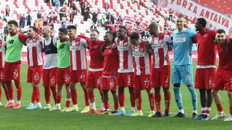 Antalyaspor'un Son Transferi Furkan Adsız'ın Sözleşmesi Feshedildi