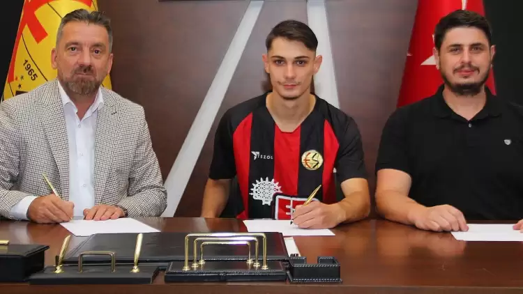 Eskişehirspor’da 3 Oyuncu İle 5’er Yıllık Sözleşme İmzalandı