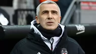 Önder Karaveli imzayı atıyor