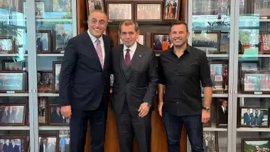 Dursun Özbek, Okan Buruk ve Abdurrahim Albayrak davette buluştu