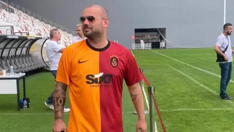 Eski Futbolcu Wesley Sneijder Yeniden Galatasaray Formasıyla!