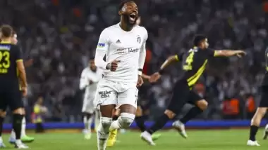 Beşiktaş'a derbi öncesi N'Koudou şoku!
