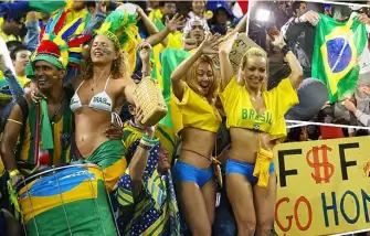 Brezilya'nın sarı forması ülkeyi böldü!