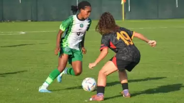 Ödünç kramponlarla Galatasaray'ı devirdiler   