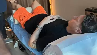 Mesut Özil ameliyat oldu