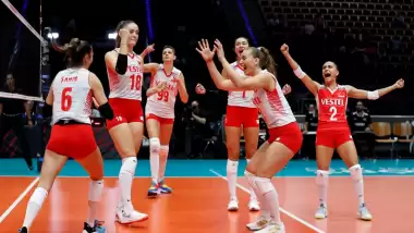 Sultanlar set vermedi, Sırplar bileti kesti! Çeyrek finaldeyiz...